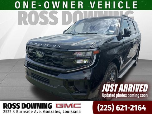 Used 2025 Ford Expedition Active image 1