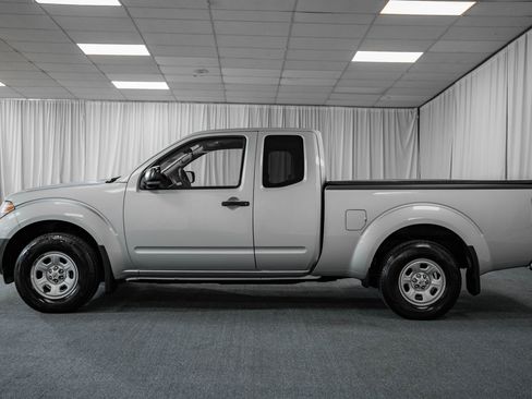 Used 2018 Nissan Frontier S image 4