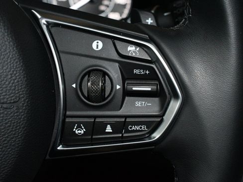Used 2025 Acura RDX SH-AWD image 28