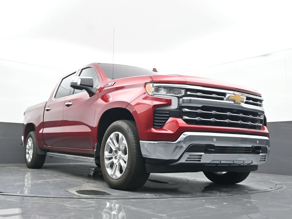 Used 2023 Chevrolet Silverado 1500 LTZ w/ Technology Package AWD/4WD image 41