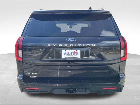 New 2026 Ford Expedition Active image 6