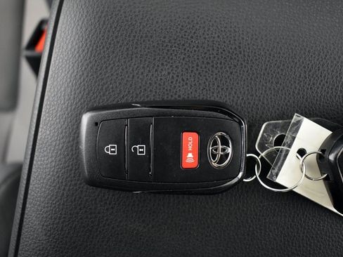 Used 2024 Toyota Tacoma TRD Sport image 36