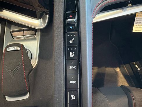 Used 2024 Chevrolet Corvette Z06 RWD image 28