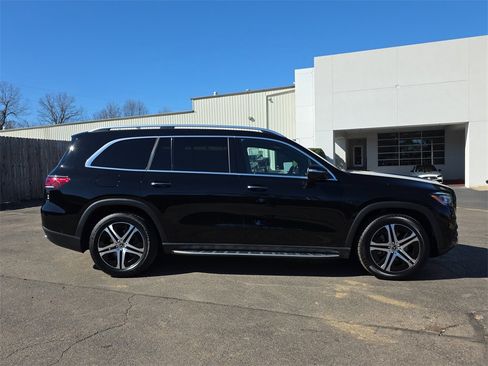 Certified 2022 Mercedes-Benz GLS 450 4MATIC image 6