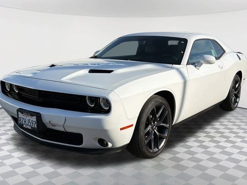 Used 2019 Dodge Challenger SXT w/ Plus Package image 1