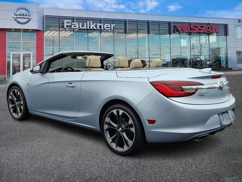 Used 2018 Buick Cascada Premium image 4