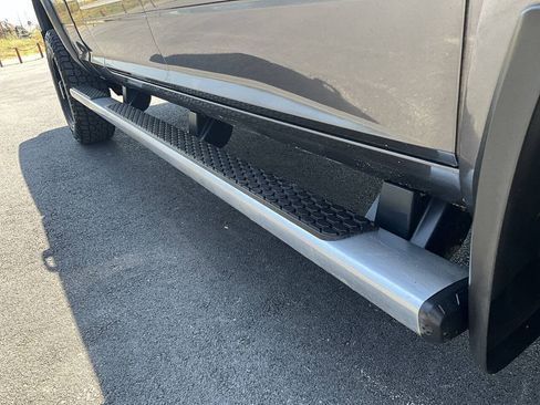 Used 2018 RAM 2500 Laramie AWD/4WD image 23