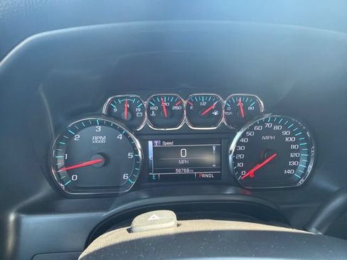 Used 2018 Chevrolet Silverado 1500 LT w/ All Star Edition AWD/4WD image 8