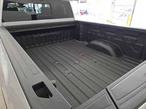 Used 2022 GMC Sierra 3500 Denali w/ Denali Ultimate Package image 12