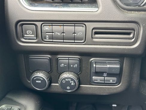 Used 2022 Chevrolet Tahoe LS w/ Driver Alert Package RWD image 25