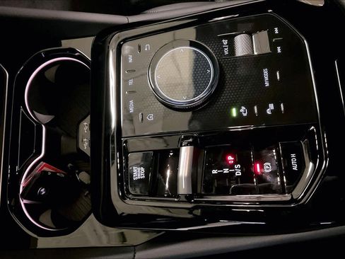 New 2026 BMW 530i 530i w/ M Sport Package image 7