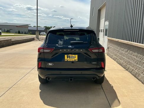Used 2023 Ford Escape ST-Line Select w/ Tech Pack #2 AWD/4WD image 5