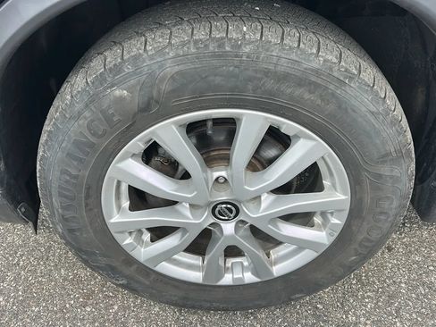 Used 2019 Nissan Rogue SV AWD/4WD image 27