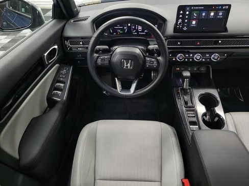 Certified 2025 Honda Civic Sport image 17