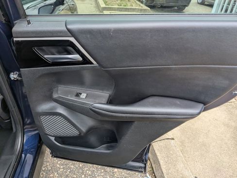 Used 2022 Mitsubishi Outlander SE image 37