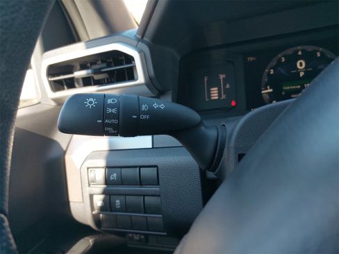 Used 2025 Toyota Tacoma SR5 image 25