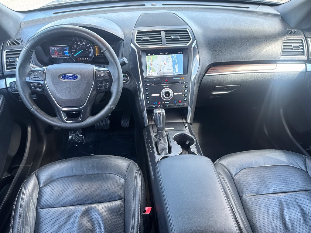 Used 2018 Ford Explorer Limited FWD image 5