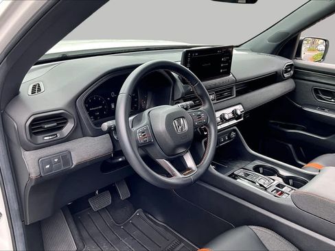 Used 2026 Honda Passport TrailSport image 18