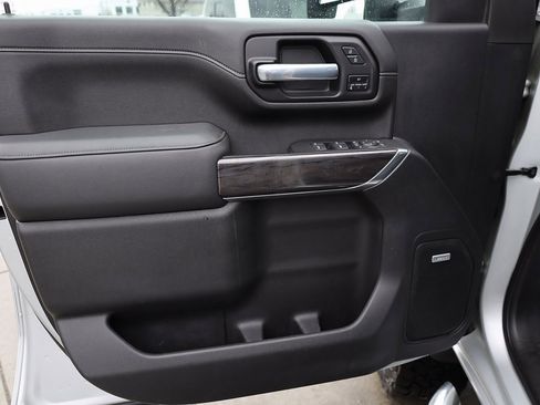 Used 2021 Chevrolet Silverado 3500 LTZ w/ LTZ Premium Package image 10