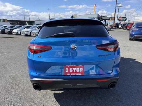 Used 2019 Alfa Romeo Stelvio Ti w/ Nero Edizione AWD/4WD image 4