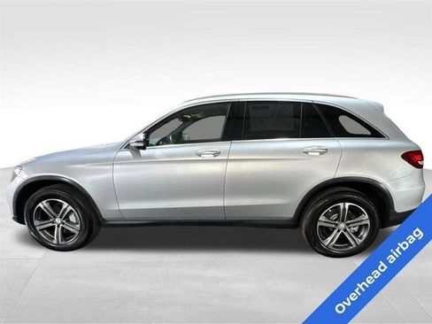 Used 2017 Mercedes-Benz GLC 300 4MATIC image 8