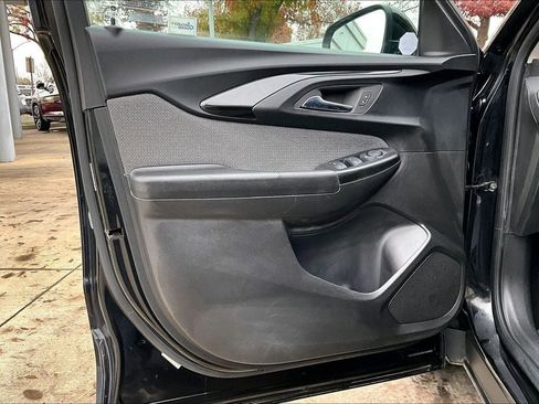 Used 2022 Chevrolet TrailBlazer LT w/ Driver Confidence Package image 26