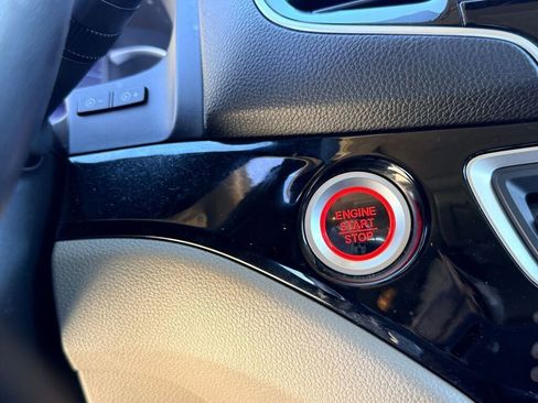 Used 2020 Honda Pilot Elite image 6