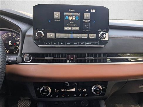 Used 2023 Mitsubishi Outlander SEL FWD image 15