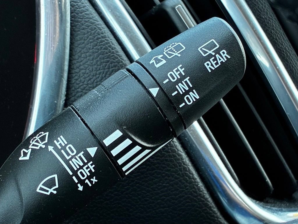 Used 2021 Chevrolet Equinox LT AWD/4WD image 15