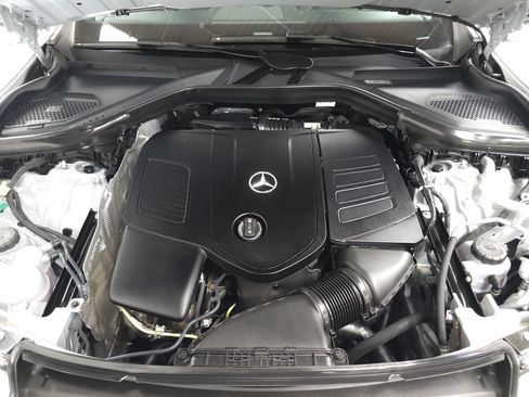 Used 2025 Mercedes-Benz GLC 350e 4MATIC w/ AMG Line image 35