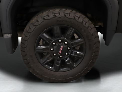 Used 2025 GMC Sierra 2500 AT4 w/ AT4 Premium Plus Package AWD/4WD image 36
