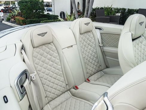 Used 2017 Bentley Continental GT V8 S image 24