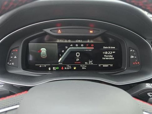 New 2026 Audi SQ8 Prestige image 9