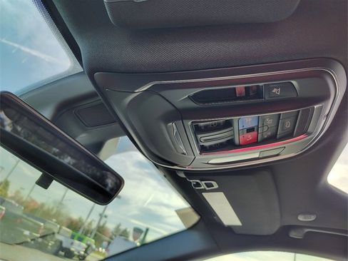 New 2025 Jeep Grand Cherokee Altitude image 29