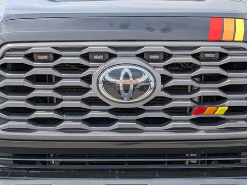 Used 2021 Toyota Tacoma TRD Off-Road w/ Technology Package image 9