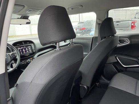 Used 2023 Kia Soul LX w/ Option Group 015 image 27