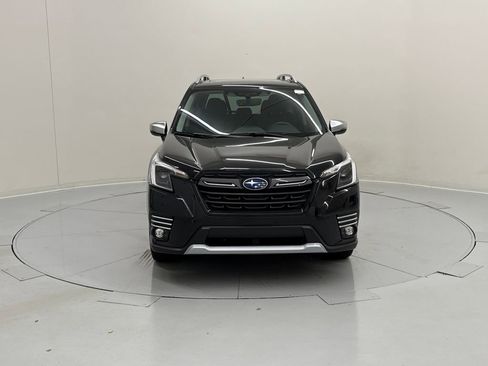 Certified 2022 Subaru Forester Touring w/ Popular Package #3 image 8