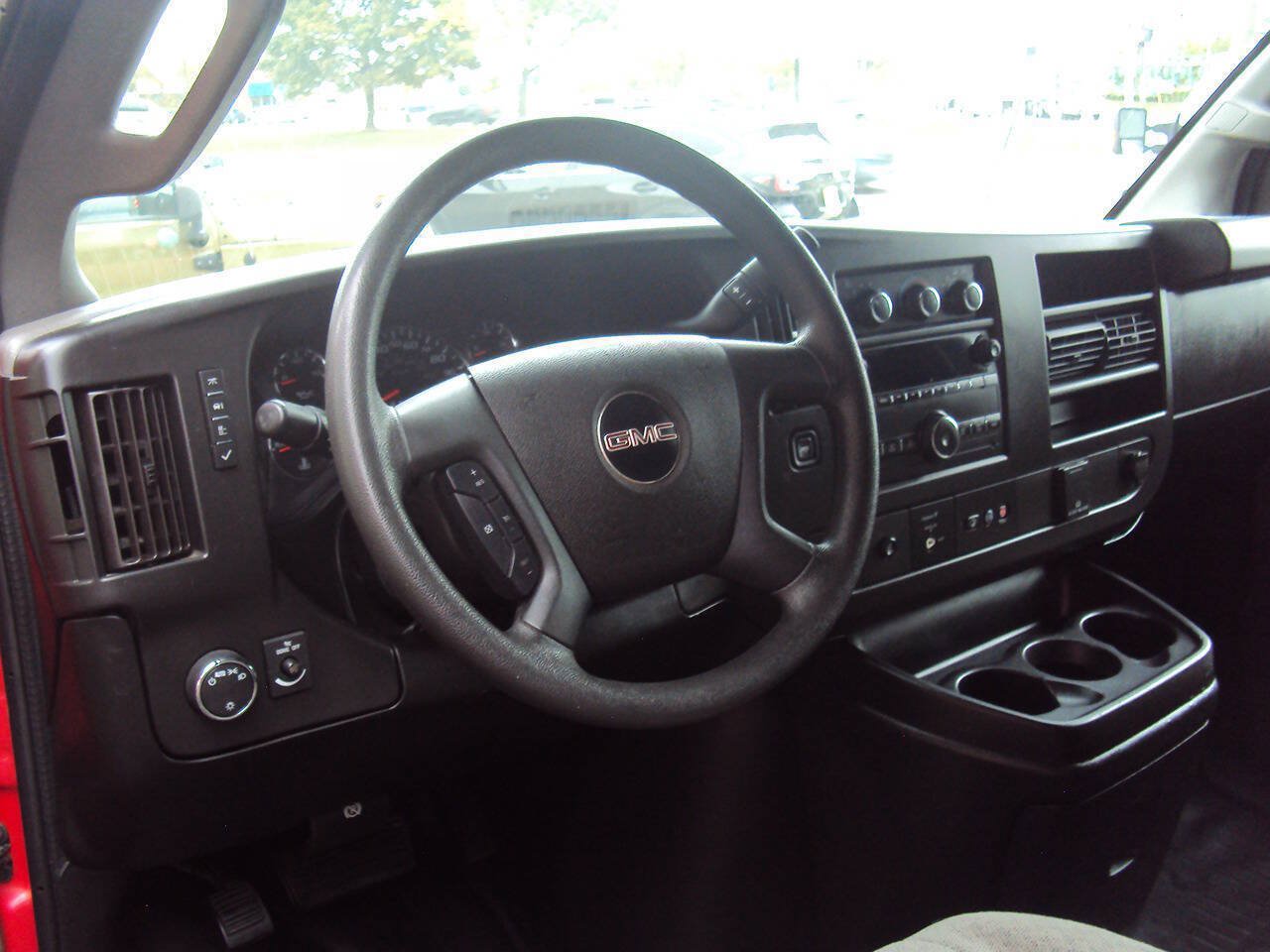 Used 2019 GMC Savana 2500 w/ Driver Convenience Package RWD image 8