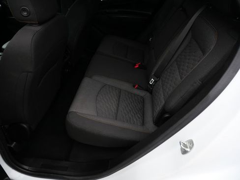 Used 2020 Chevrolet Equinox LT image 21