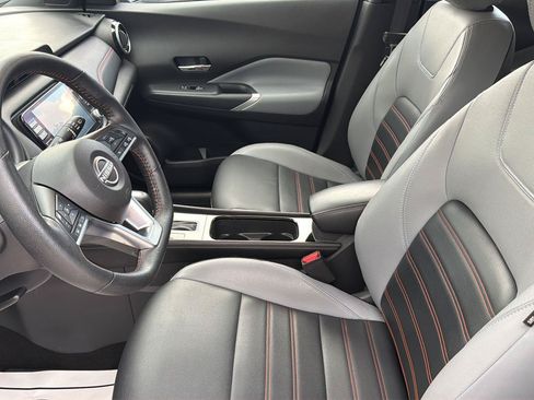 Used 2024 Nissan Kicks SR w/ SR Premium Package FWD image 11