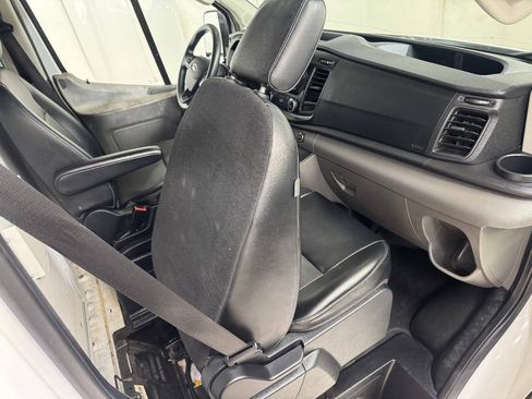 Used 2020 Ford Transit 250 Medium Roof RWD image 46