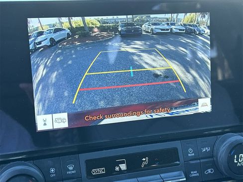 Used 2024 Toyota Grand Highlander XLE image 22