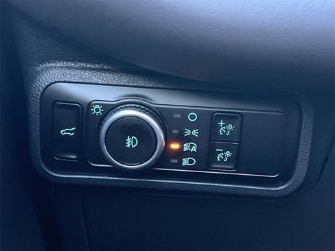 New 2026 Ford Explorer Platinum image 16