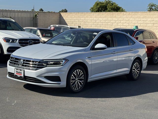 Used 2019 Volkswagen Jetta SEL FWD image 4