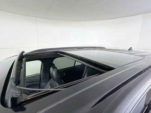 Used 2020 Ford Explorer XLT w/ Equipment Group 202A image 14