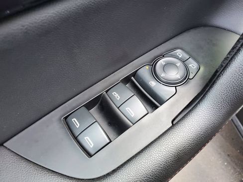 Used 2021 Chevrolet Blazer RS FWD image 20