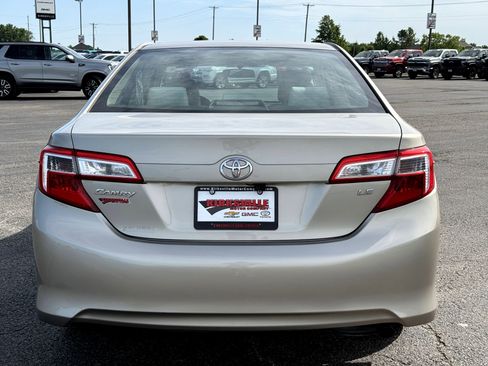 Used 2013 Toyota Camry LE FWD image 4