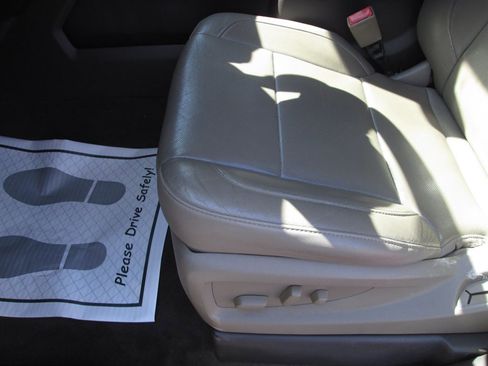 Used 2017 GMC Sierra 1500 SLT AWD/4WD image 6