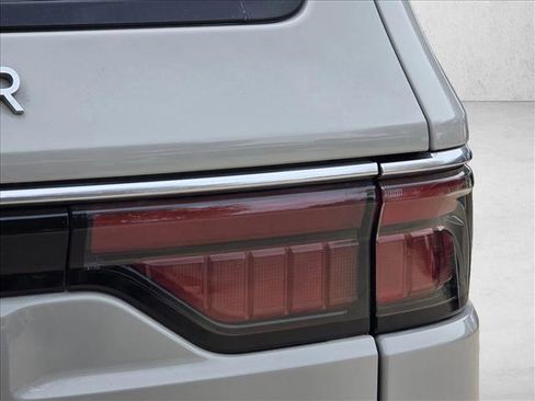 Used 2022 Jeep Wagoneer Series I w/ Premium Group I image 12