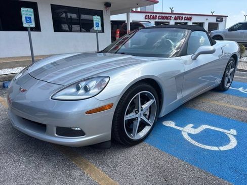 Used 2012 Chevrolet Corvette Convertible w/ Battery Protection Package RWD image 3